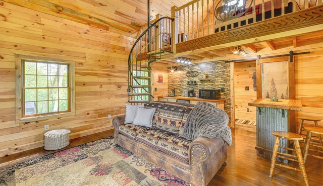Escape to Nature: Secluded McDonough Cabin!