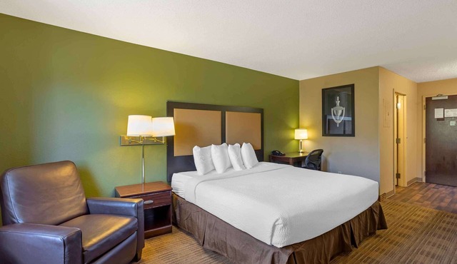 Extended Stay America Select Suites Springfield South