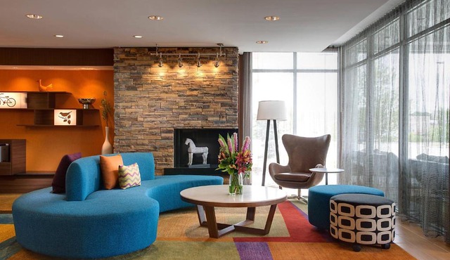 Fairfield Inn & Suites by Marriott Dallas West/I-30