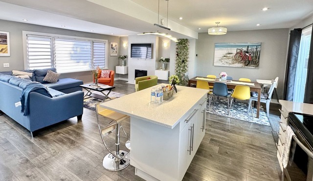 Fall Special: Stay Longer & Save Up to 40% in Niagara! in St. Catharines