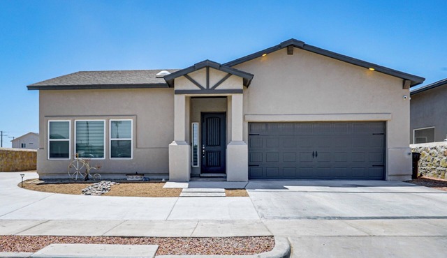 Family Home w/Yard in El Paso Area, Pets Welcome!