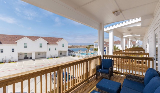 Family & Pet-Friendly | Heated Pools, Resort Amenities & Beach Nearby