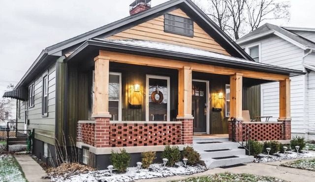 FauverSuite: Both units in the duplex!
