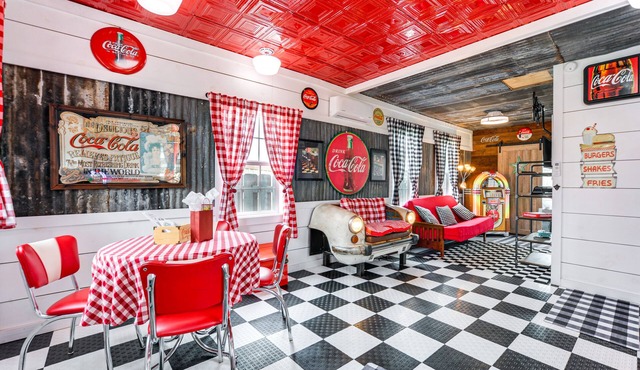Fifties Diner-Style Llano Home w/Shared Fire Pit