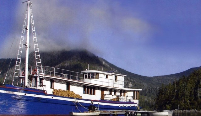 Floating Bed & Breakfast in Ucluelet