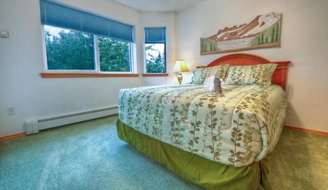 Frontier Suites Hotel in Juneau