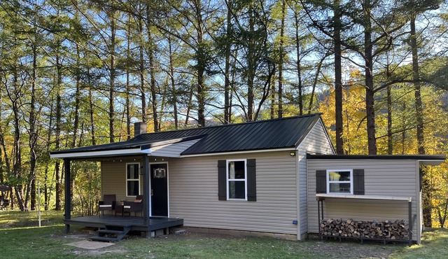 Galeton 2 bedroom cabin w/ view