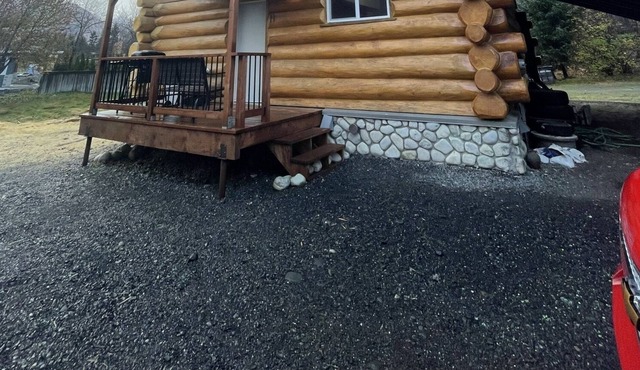 Girdwood Chalet with views of Alyeska