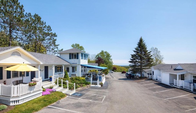 Glen Cove Inn & Suites Rockport