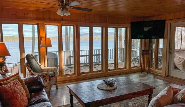 Gorgeous Family Lakefront Cabin | Incredible Views