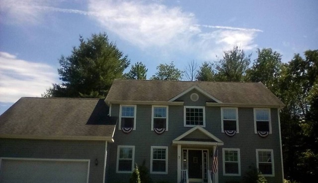 Gorgeous Saratoga Springs track rental with Pool, patio and outdoor shower