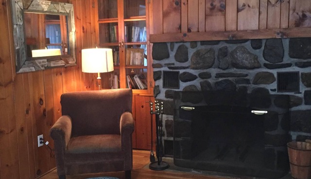 Great house! Perfect location! Walk everywhere! 4 bedrooms plus loft, 2baths