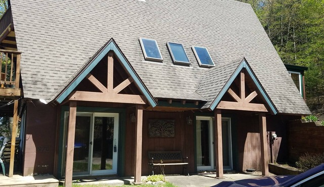 Great Sacandaga Lakefront Home with 100 feet of deep water access