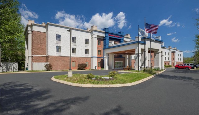 Hampton Inn & Suites Berkshires-Lenox