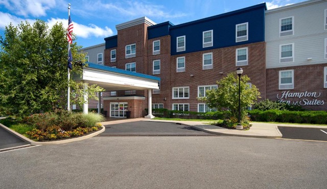 Hampton Inn & Suites Yonkers