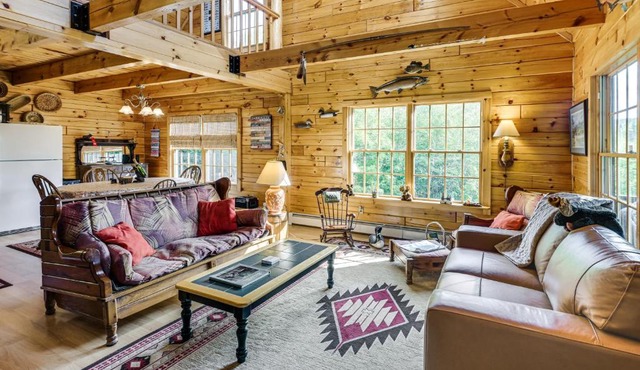 Hike, Explore & Unwind: Rustic Maine Getaway