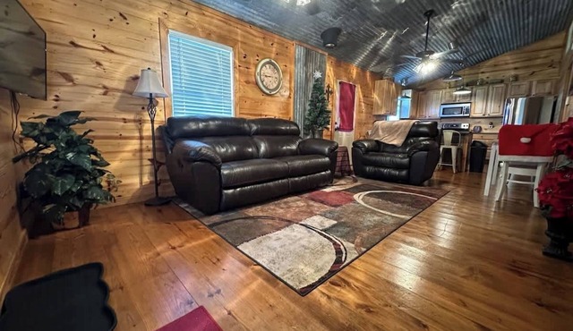 Hillside Hideaway Sum