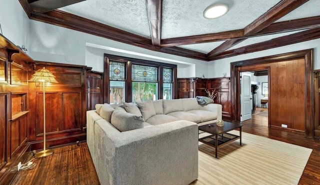Historic East Ave2BDRM~King BD~Walkable~Central2