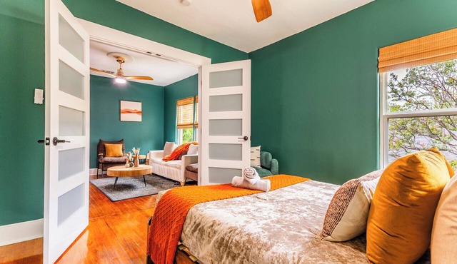 Historic Oak Cliff Retreat - Yoga & Wellness Room Near Bishop Arts