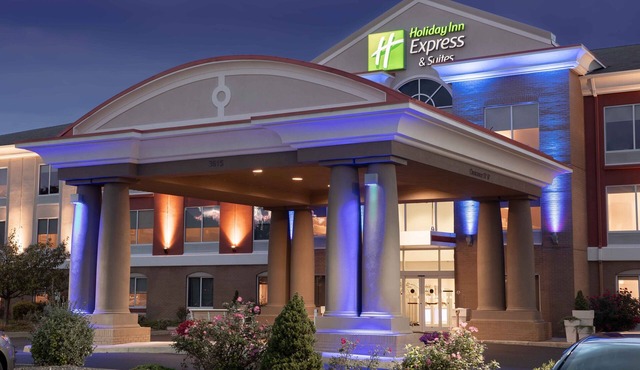 Holiday Inn Express Hotel & Suites Vestal by IHG