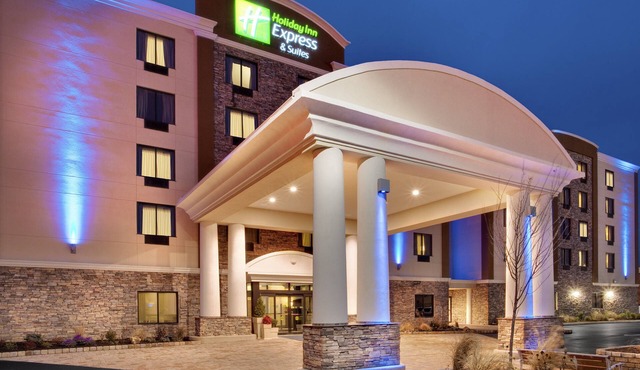 Holiday Inn Express & Suites Williamsport by IHG