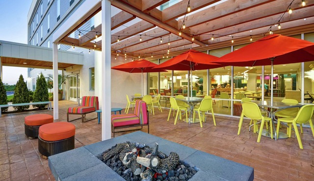 Home2 Suites by Hilton Queensbury Lake George
