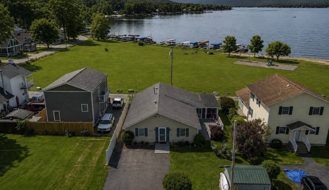 Honeoye Lake | Hot Tub | Kayak | Fire Pit