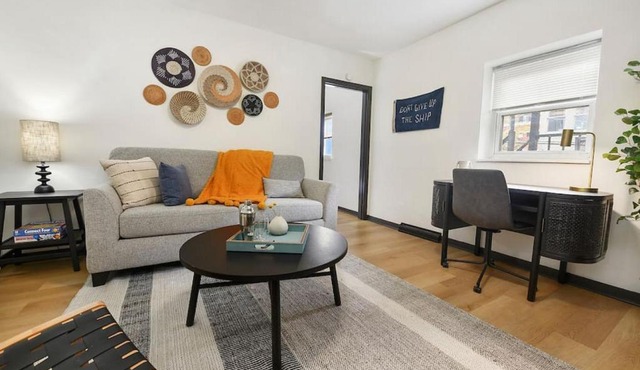 HostWise Stays - Prime Butler St Location - Lower Lawrenceville