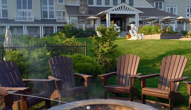 Inn By The Sea