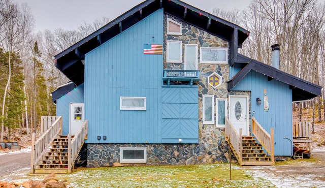 Iron River Retreat w/Sauna: Walk to Ski Brule! in Iron River