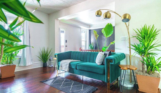 Jungle House Boutique Suites – Short North & Convention Center