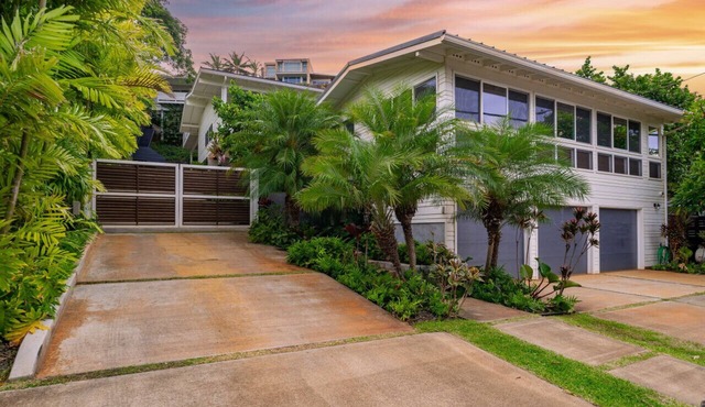 Kaikea Modern 1Ba Lanikai Cottage: Stylish & Private - 5 Min from Lanikai Beach