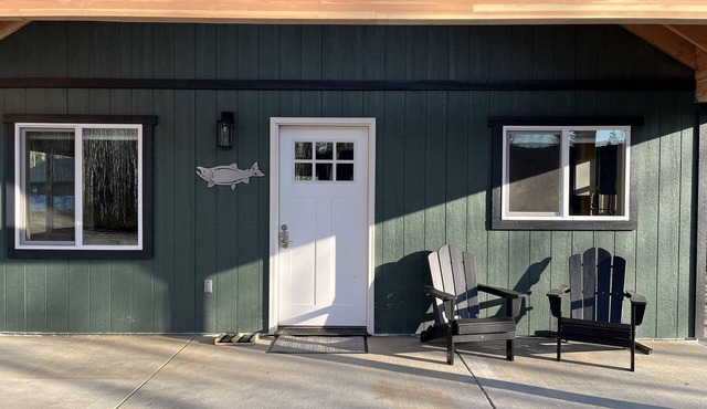 Kenai Adventure Cabins Sockeye 2/1