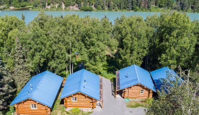 Kenai Kuik Cabins - Chum Salmon (Cabin #3)