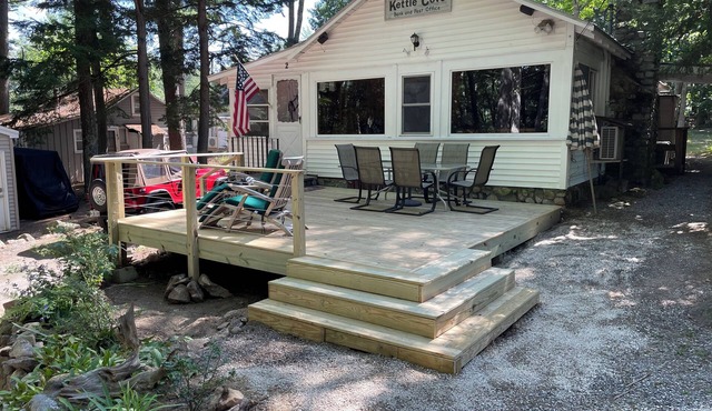 Kettle Cove in Sebago Lake, Maine