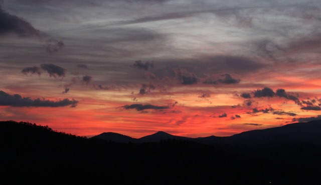 Lake Burton & Mountain View Cabin, Sleeps 8, 3BR/3BA — Clayton GA