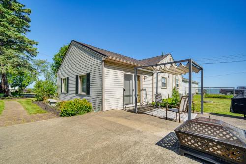 Lake Erie Escape: Family-Friendly Home w/Patio