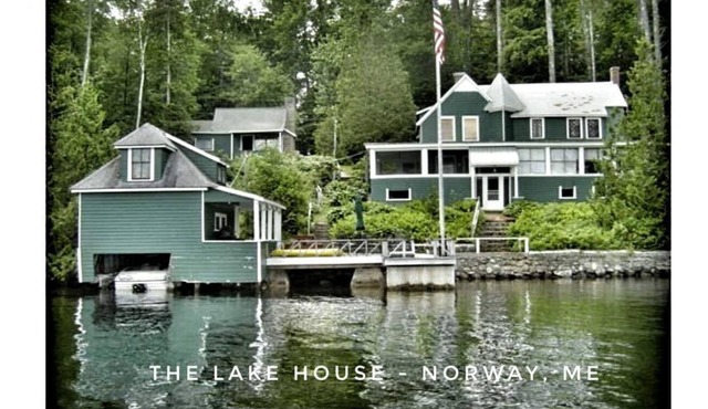 Lake Front 3 Season House with Private Deck