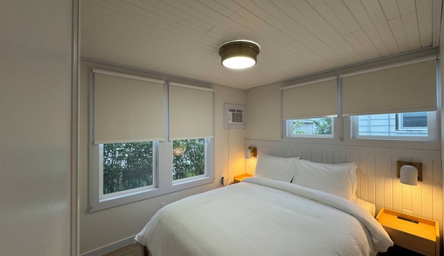 Lake View Cottage at GOTL