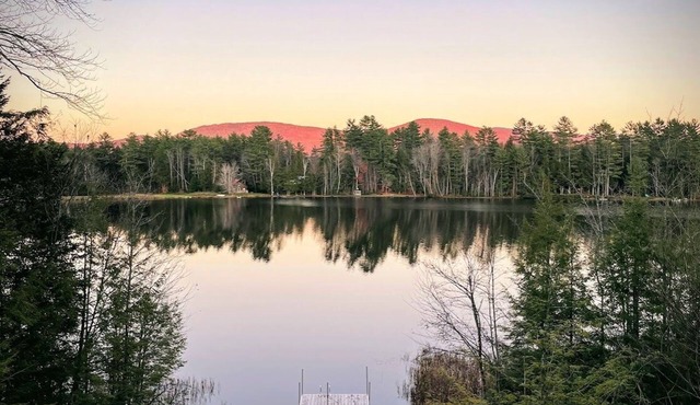 Lakefront Peaceful Getaway in Mountain Lakes