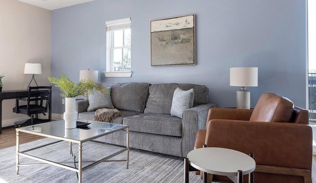 Landing | Modern 1BD, Clubhouse, Pool