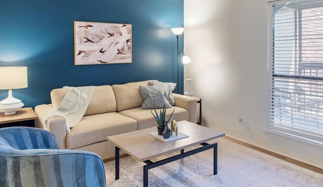 Landing | Spectacular 1BD, Clubhouse, Pool