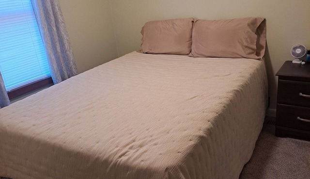 Large 4-bedroom house in Arkport NY with A/C, WiFi. Sleeps 10