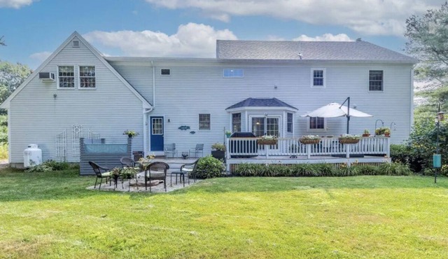 Large Family Friendly Home in Cape Elizabeth, Maine