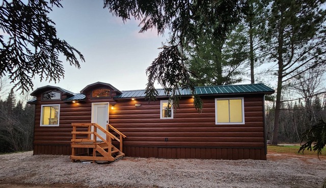 Lazy Deer - Tiny Cabin, 50 acres near Titus Ski