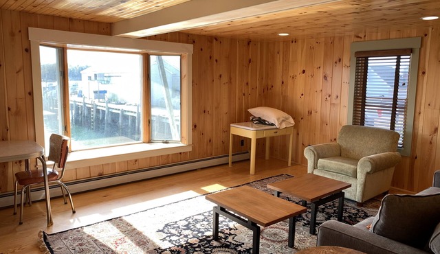 Lazy Lobster Cottage