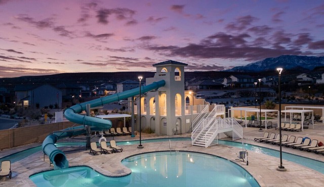 Lazy River, Foosball, Ping Pong & Fire Pit by Zion