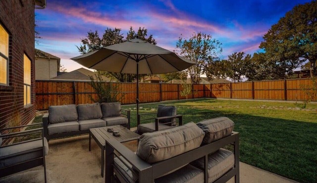 Lewisville Estate - Spacious 5BR w/Game Room