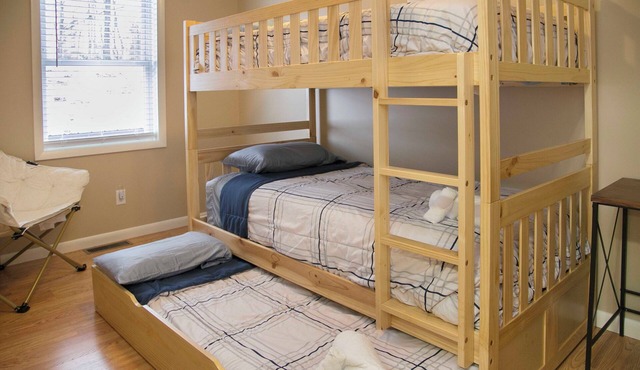 Lodge on Lamoka - Guest Suite