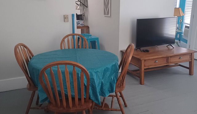 Lovely apartment getaway in the heart of Geneva on the Lake
